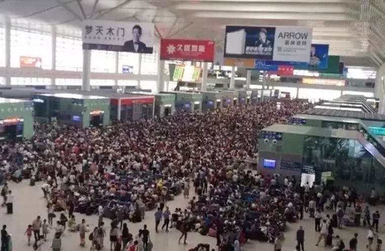 滂沱大雨中,驱车一千多公里去培训