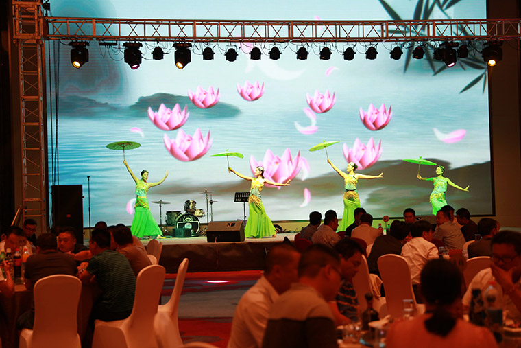 相约亳州药博会 · 相聚东方帝维——东方帝维伪狂犬净化高峰论坛暨客户中医健康养生答谢会