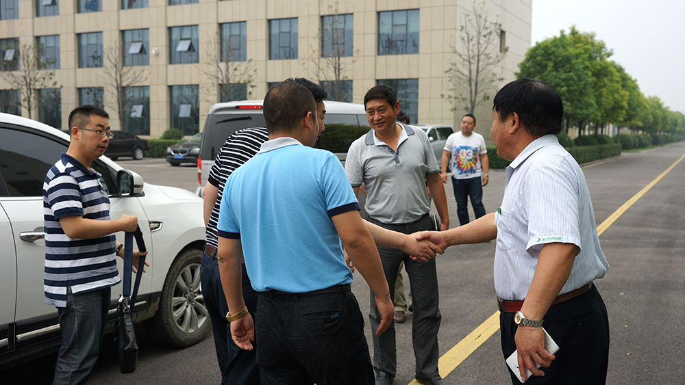 安徽省畜牧兽医局兽医处王光处长检查指导规范化工作