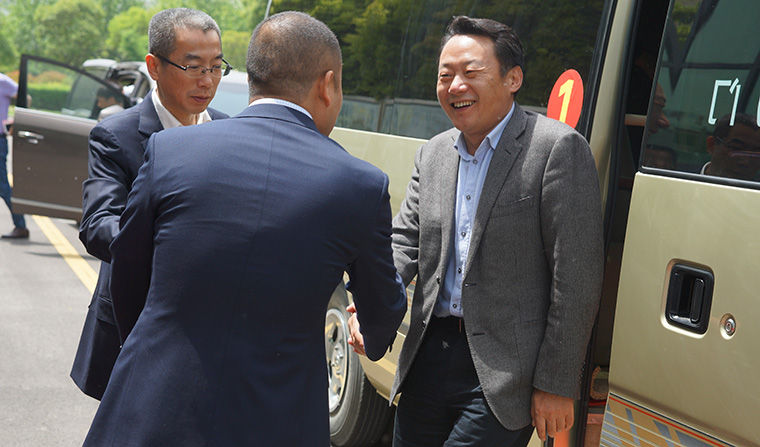 省委常委、宣传部长虞爱华莅临东方帝维调研