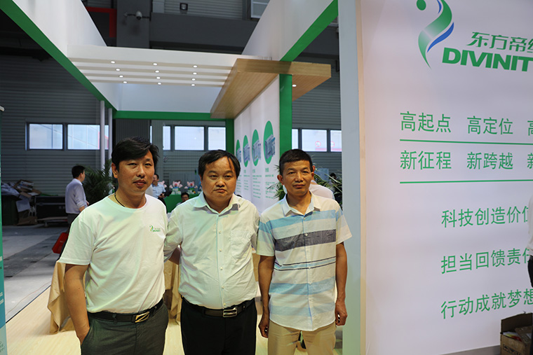 东方帝维携爆品、豪礼、美女及满满的诚意嗨爆畜博会！